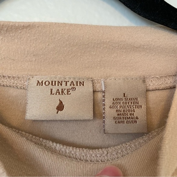 Mountain Lake Fall Leaves Top - Picture 2 of 6